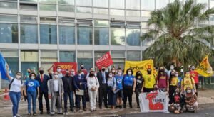 Reitores de universidades federais eleitos e não empossados por Bolsonaro protestam em Brasília