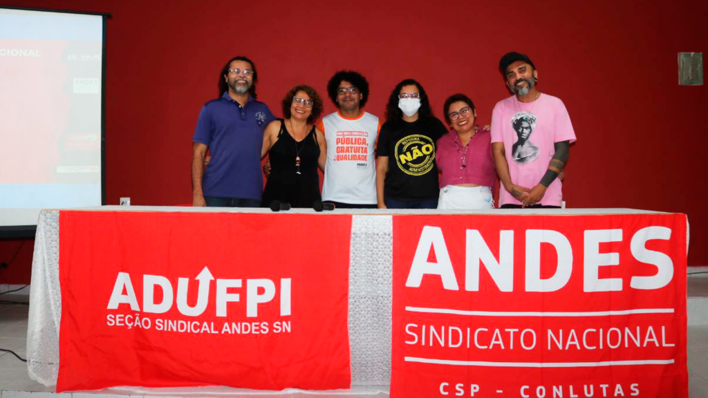 ADUFPI recebe segundo dia de atividades do ANDES-SN no Piauí